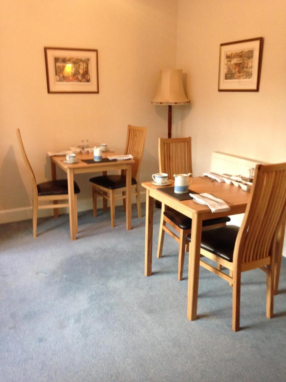 Lyndhurst Guest House Ulverston Eksteriør billede